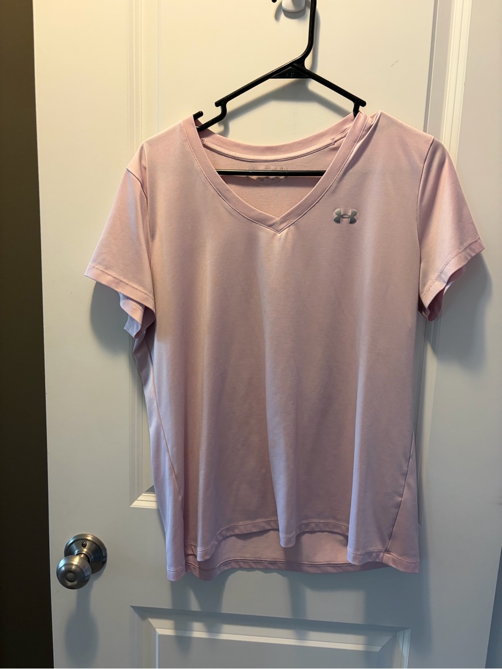 Under Armour Light Pink V-Neck Short Sleeve Performance Tee